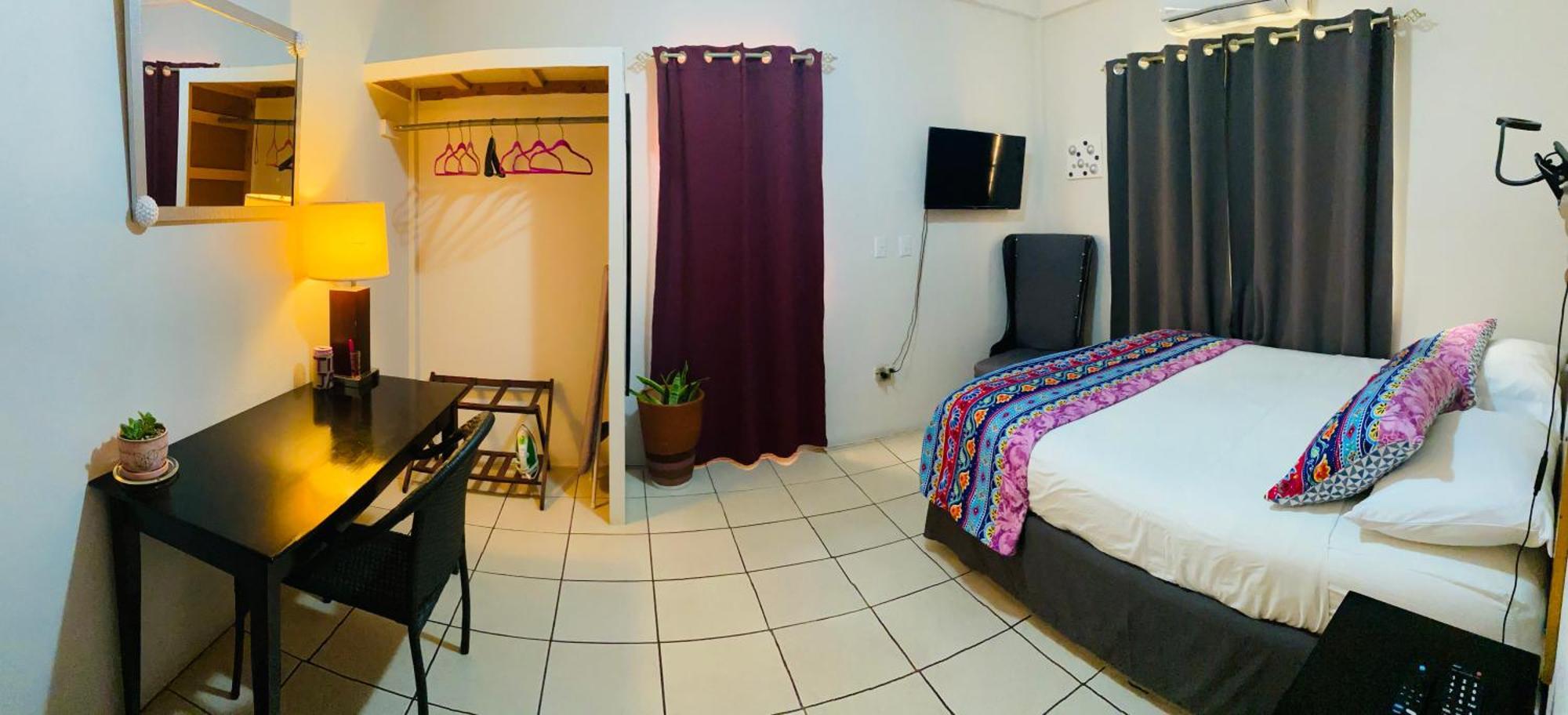 City Garden 2 Apartment Belize City Extérieur photo